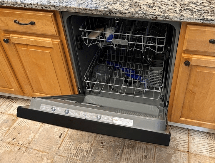 Leaking dishwasher